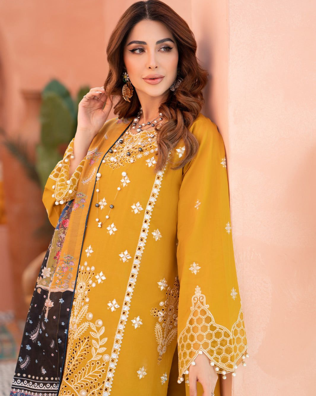 DHANAK 3PC Embroidered Winter Suit