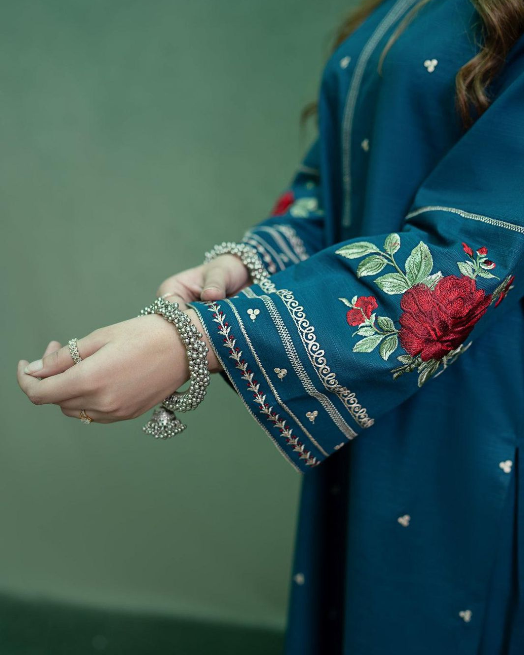 DHANAK 3PC Embriodered Winter Suit