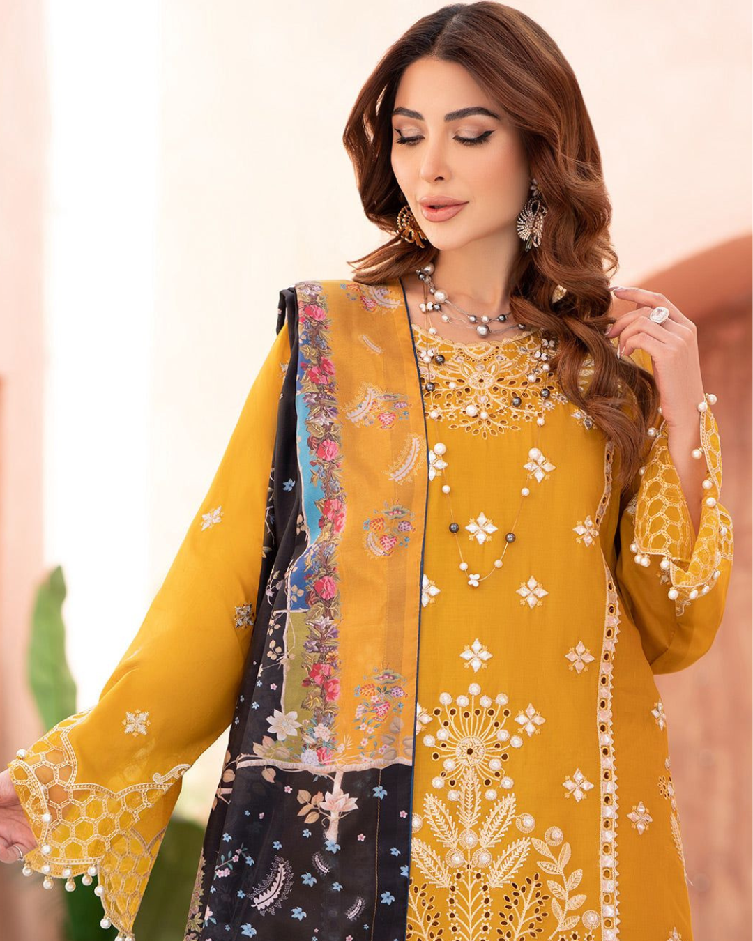 DHANAK 3PC Embroidered Winter Suit