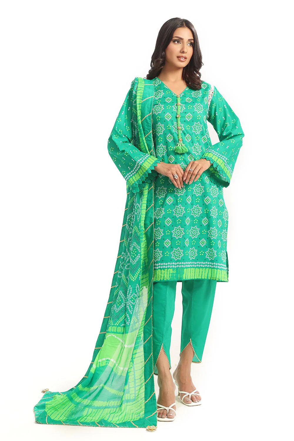 GULL AHMAD Printed Khaddar 3Pc Suit